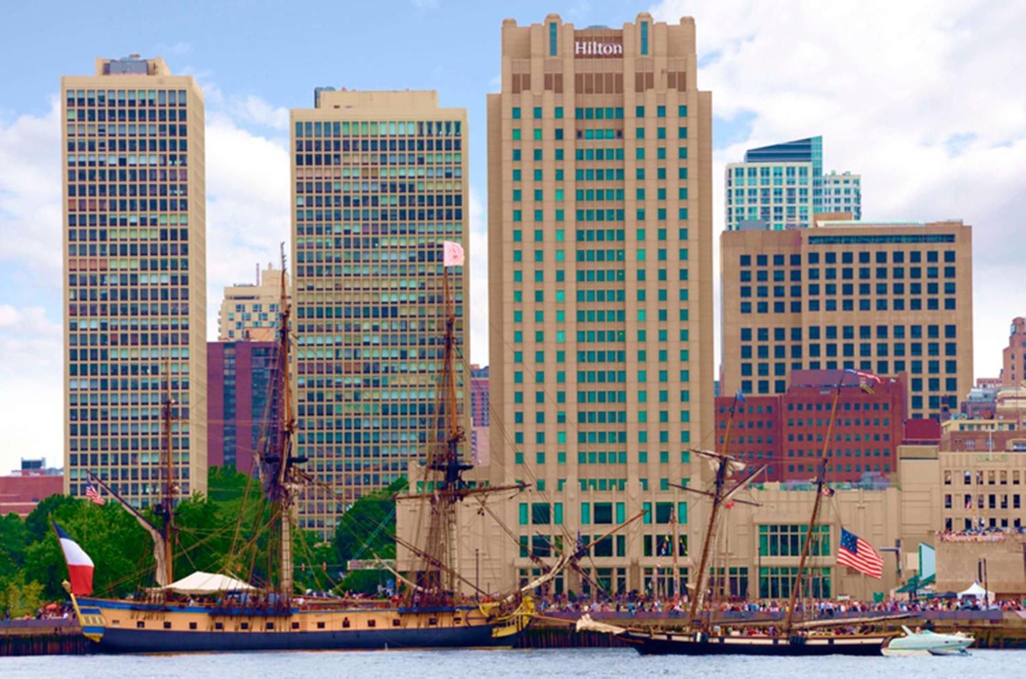 מלון Hilton Philadelphia At Penn'S Landing מראה חיצוני תמונה